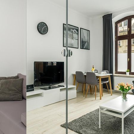 Old Town Studio Swiety Wojciech Street - Poznan By Noclegi Renters Exteriör bild
